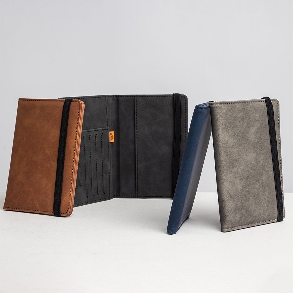 Porta Passaporte em Couro Sintético - Imagem 2